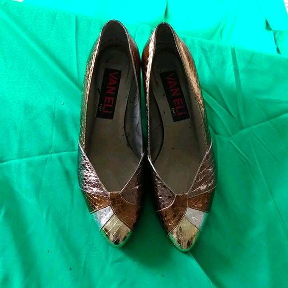 Vintage Vaneli East pump - Picture 1 of 4